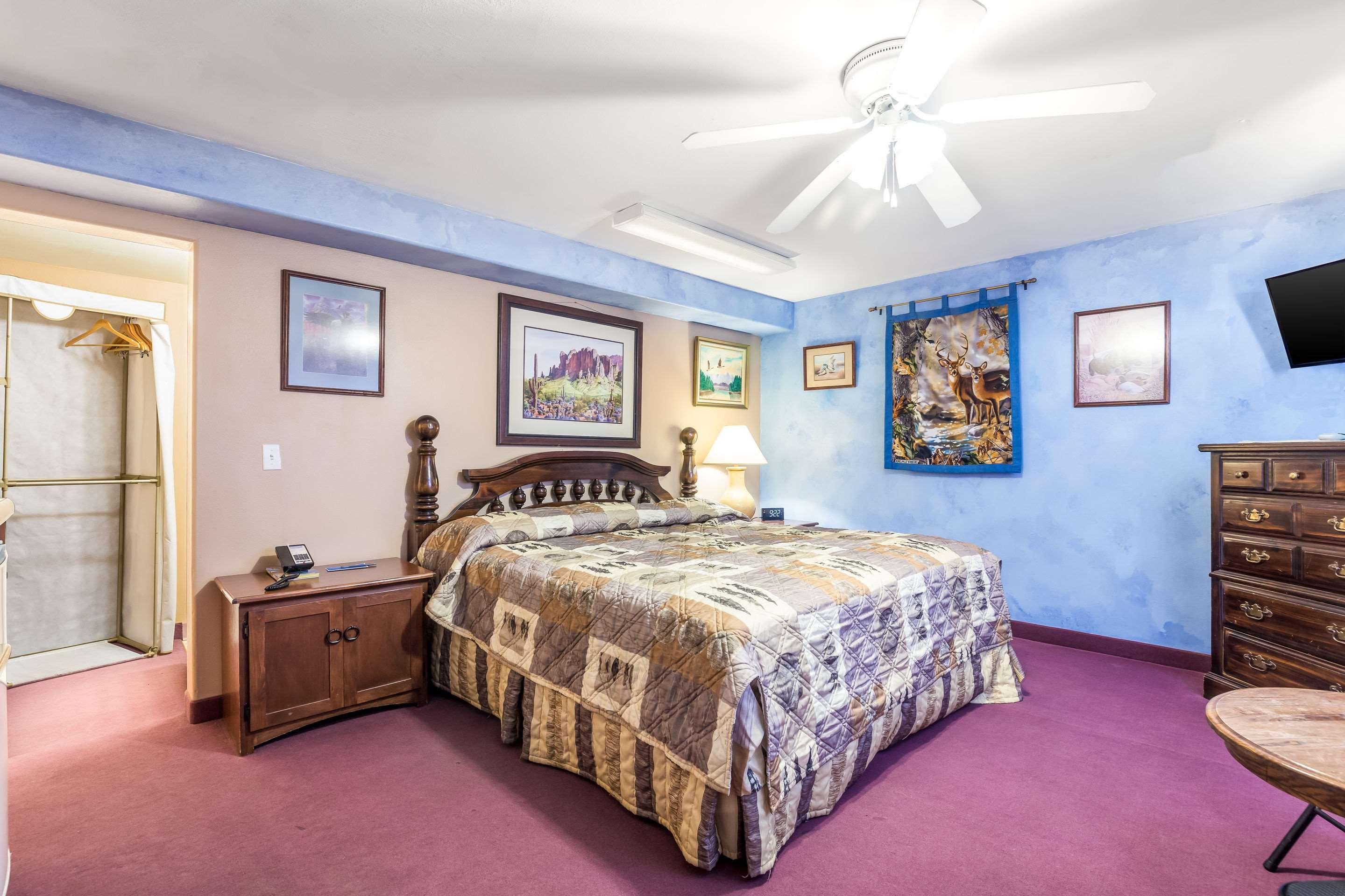 Rodeway Inn & Suites Big Water - Antelope Canyon Екстер'єр фото